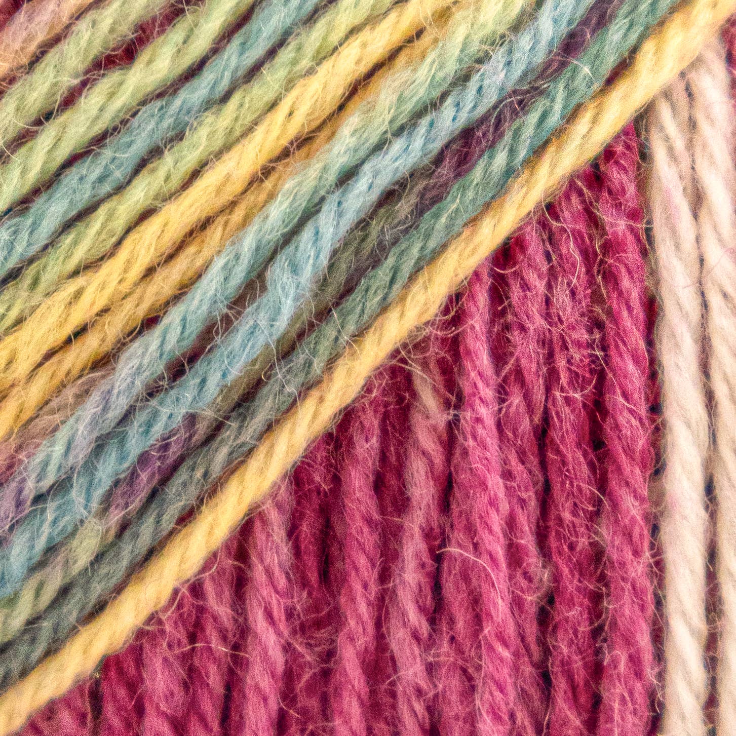 Luca-S WoolenWalk Merino 4 Ply Sock Yarn Bibelot Leek UK Stockist