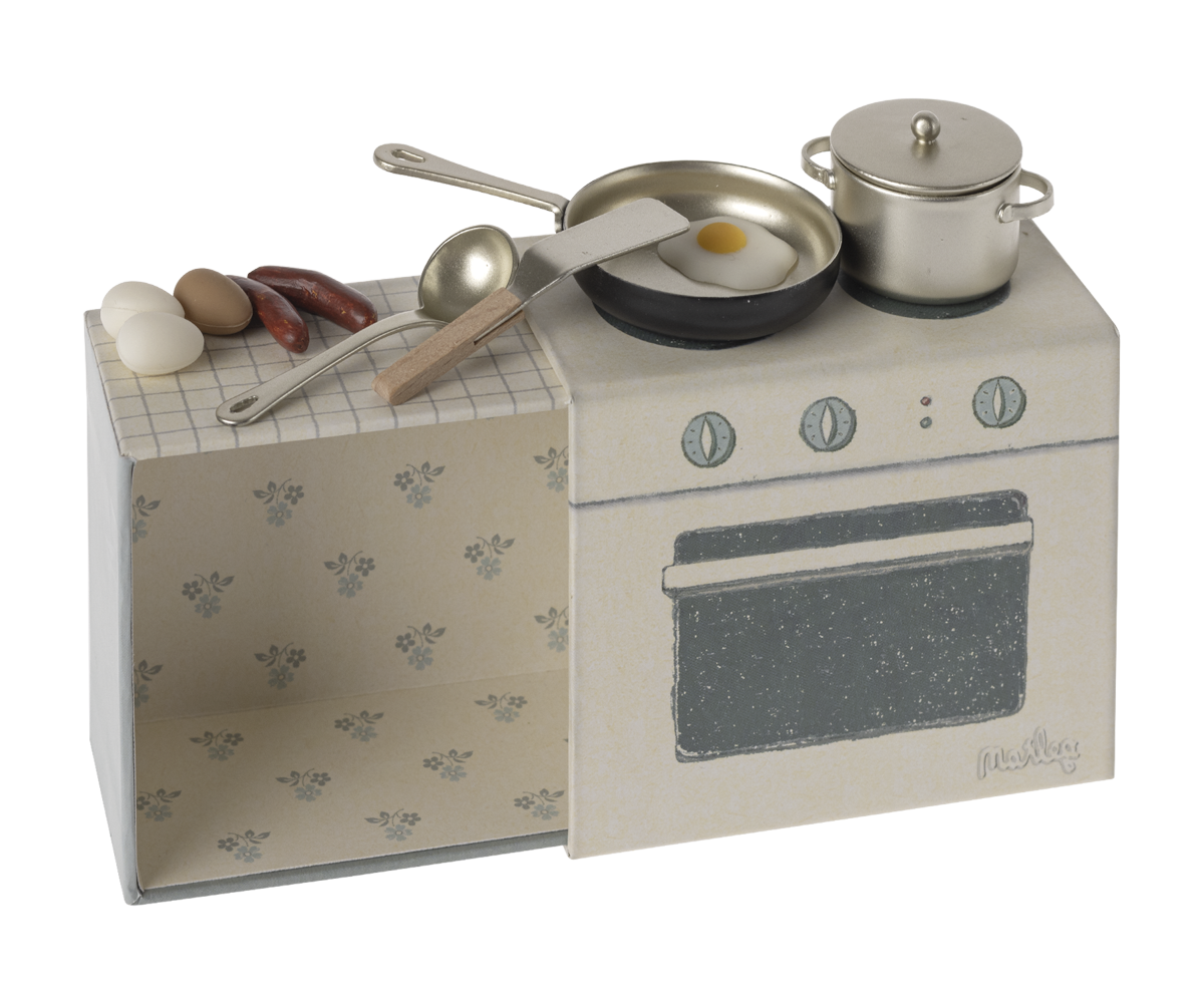 Maileg Cooking Set, Mouse at Bibelot Leek