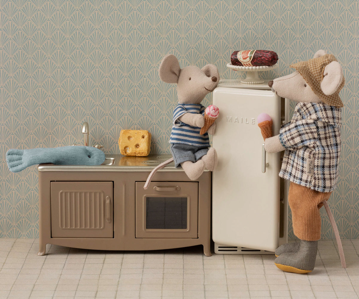 Maileg Fridge, Mouse - Off White