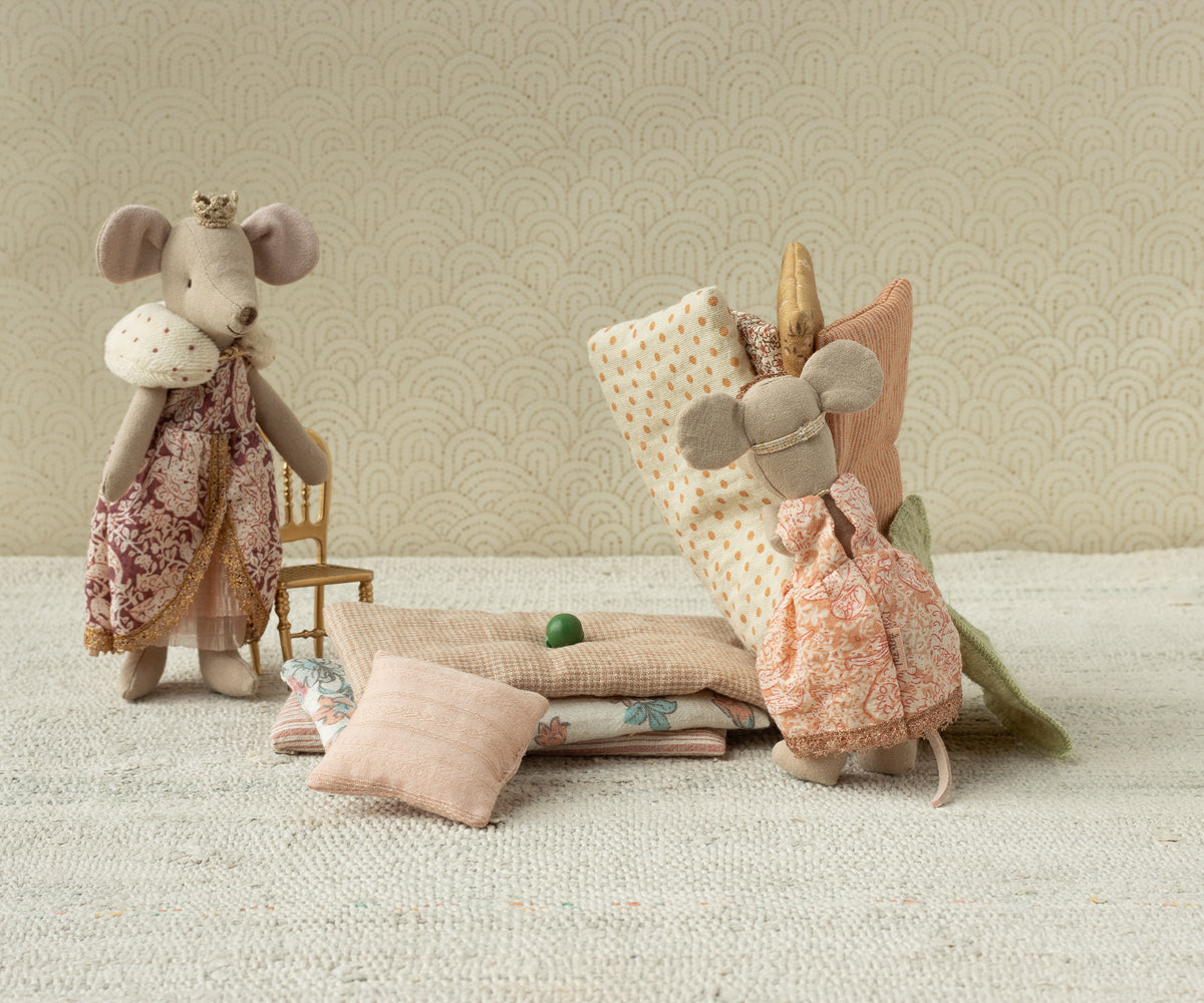 Maileg Princess and the Pea, Big Sister Mouse at Bibelot Leek