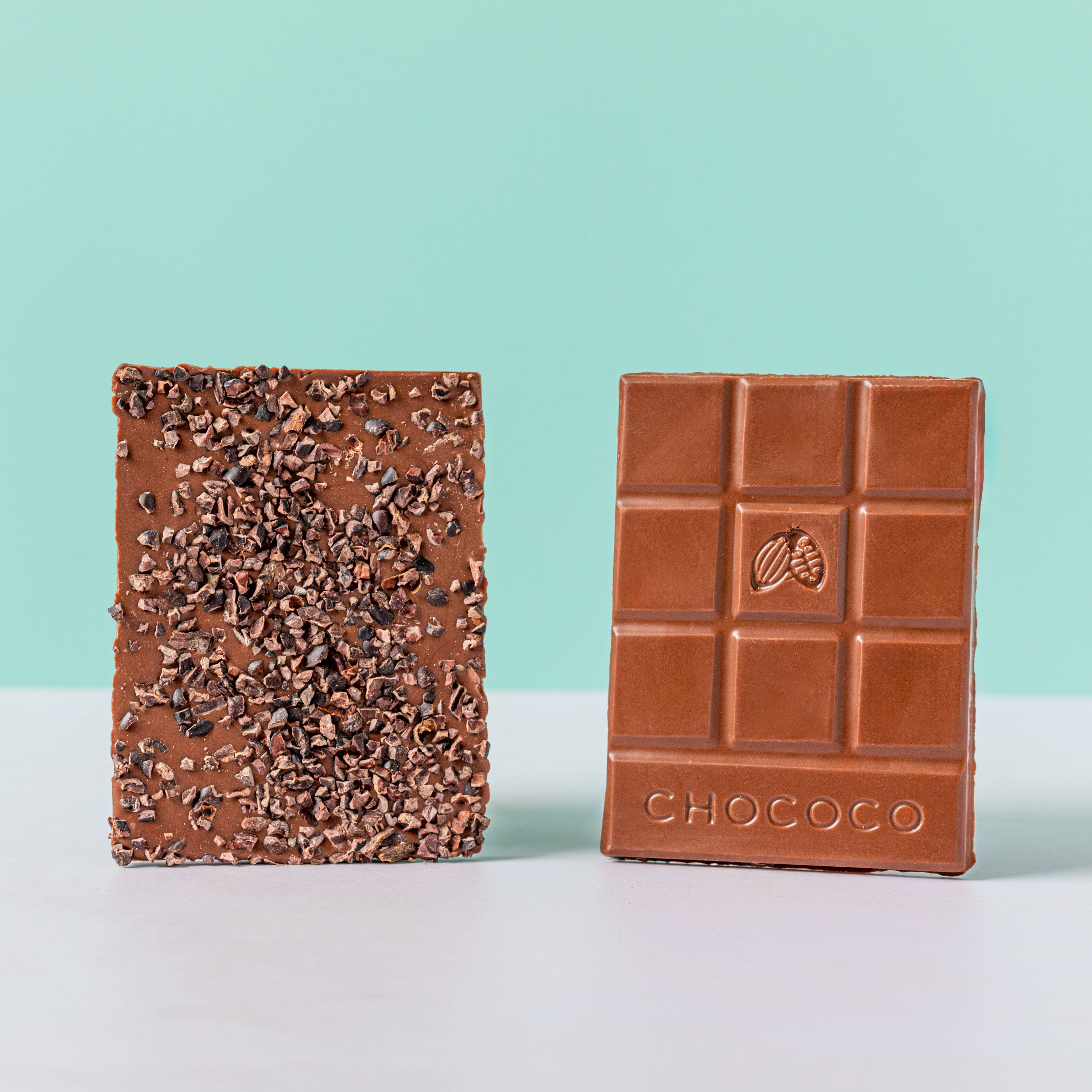 Chococo Nothing but Nibs 47% Milk Chocolate Bar with cocoa nibs Bibelot Leek