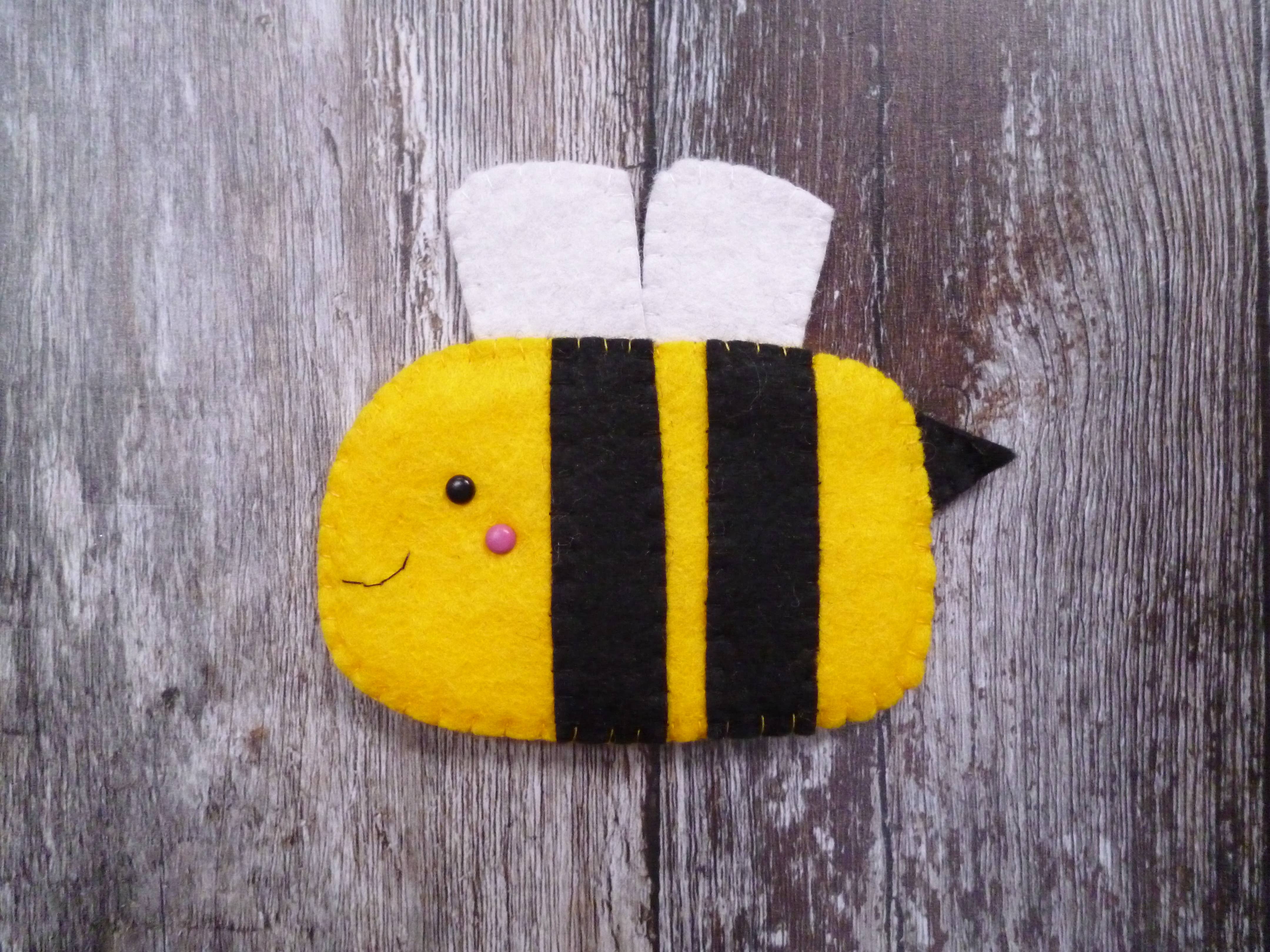 Paper and String Bee Felt Decoration Sewing Kit at Bibelot, Leek