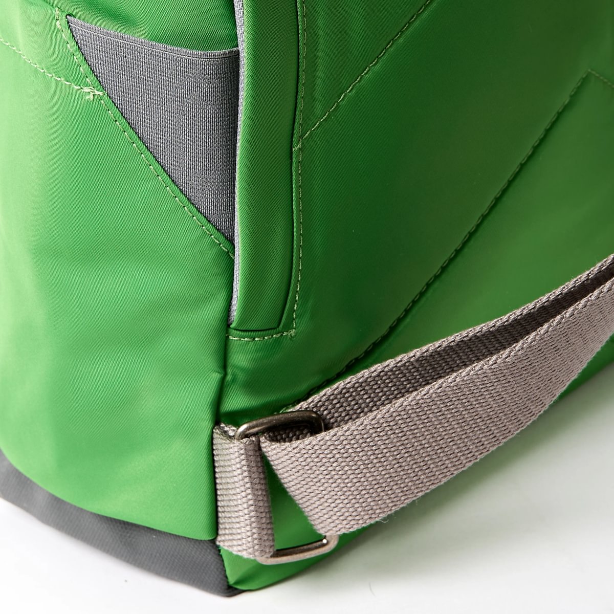 Roka Medium Canfield B Recycled Nylon: Online Lime at Bibelot Leek