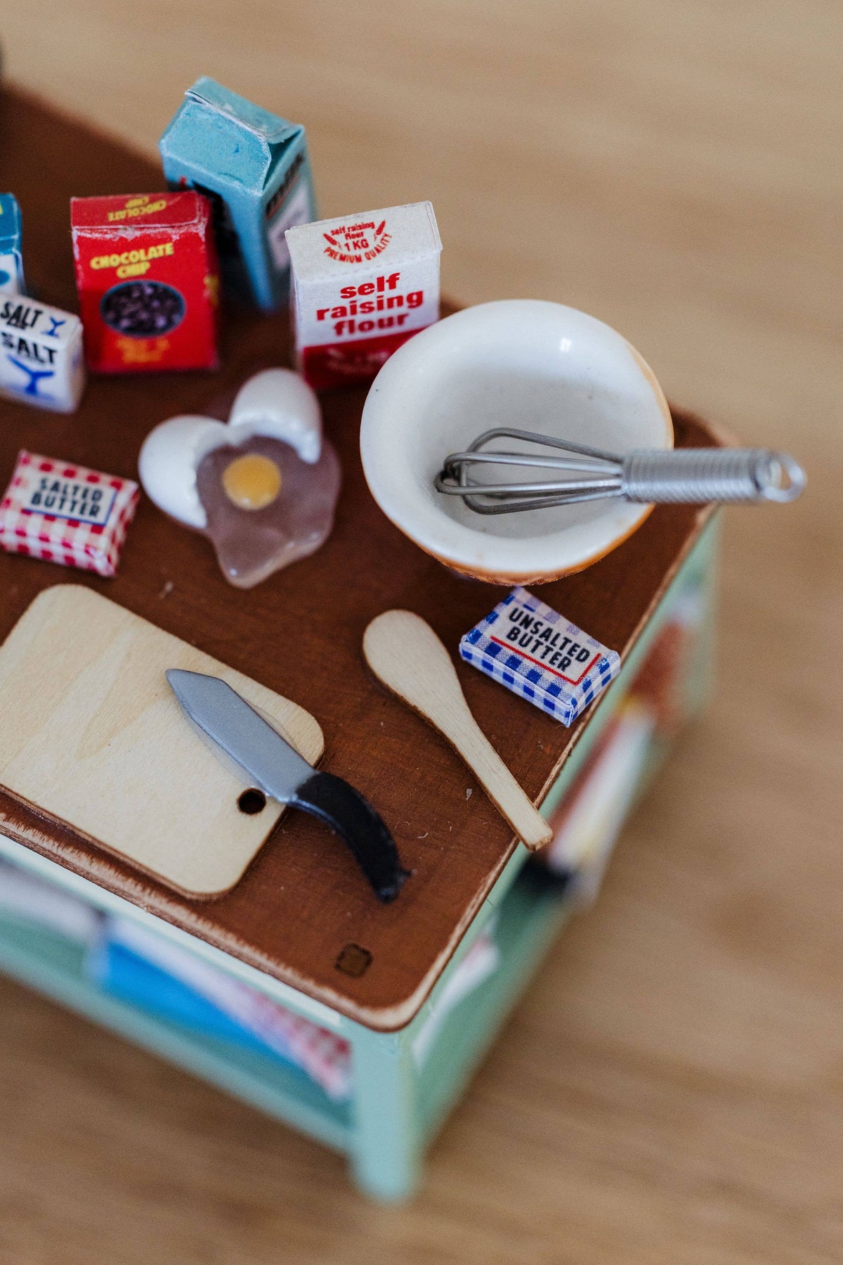 Mouse Mansion Mini Scene Kit – Baking Cookies Sam & Julia at Bibelot Leek UK Stockist