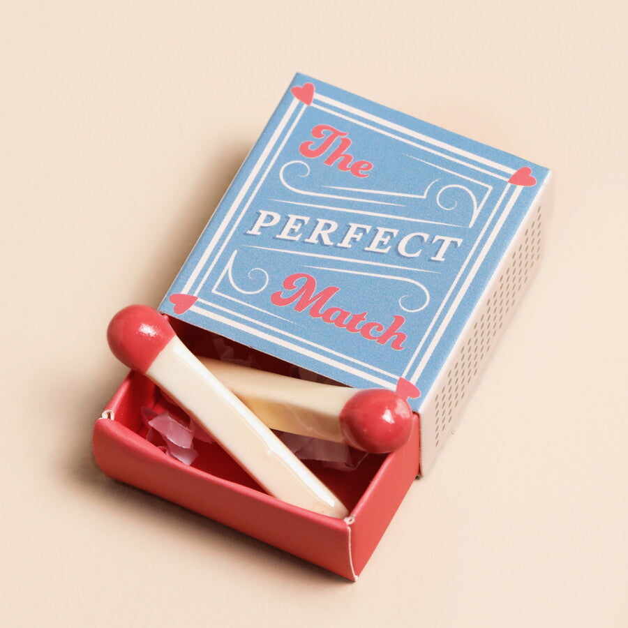 Lisa Angel Tiny Matchbox Ceramic Match Token Bibelot Leek