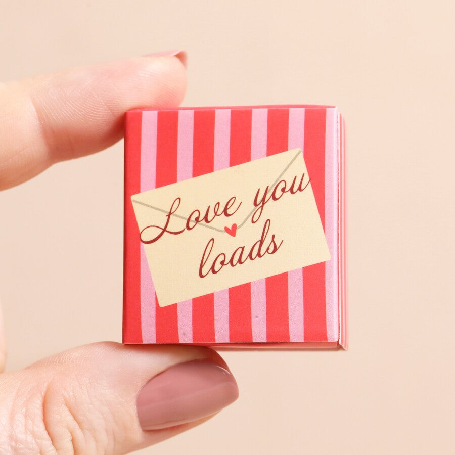 Lisa Angel Tiny Matchbox Love You Ceramic Heart Token Bibelot Leek
