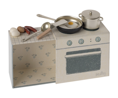 Maileg Cooking Set, Mouse at Bibelot Leek