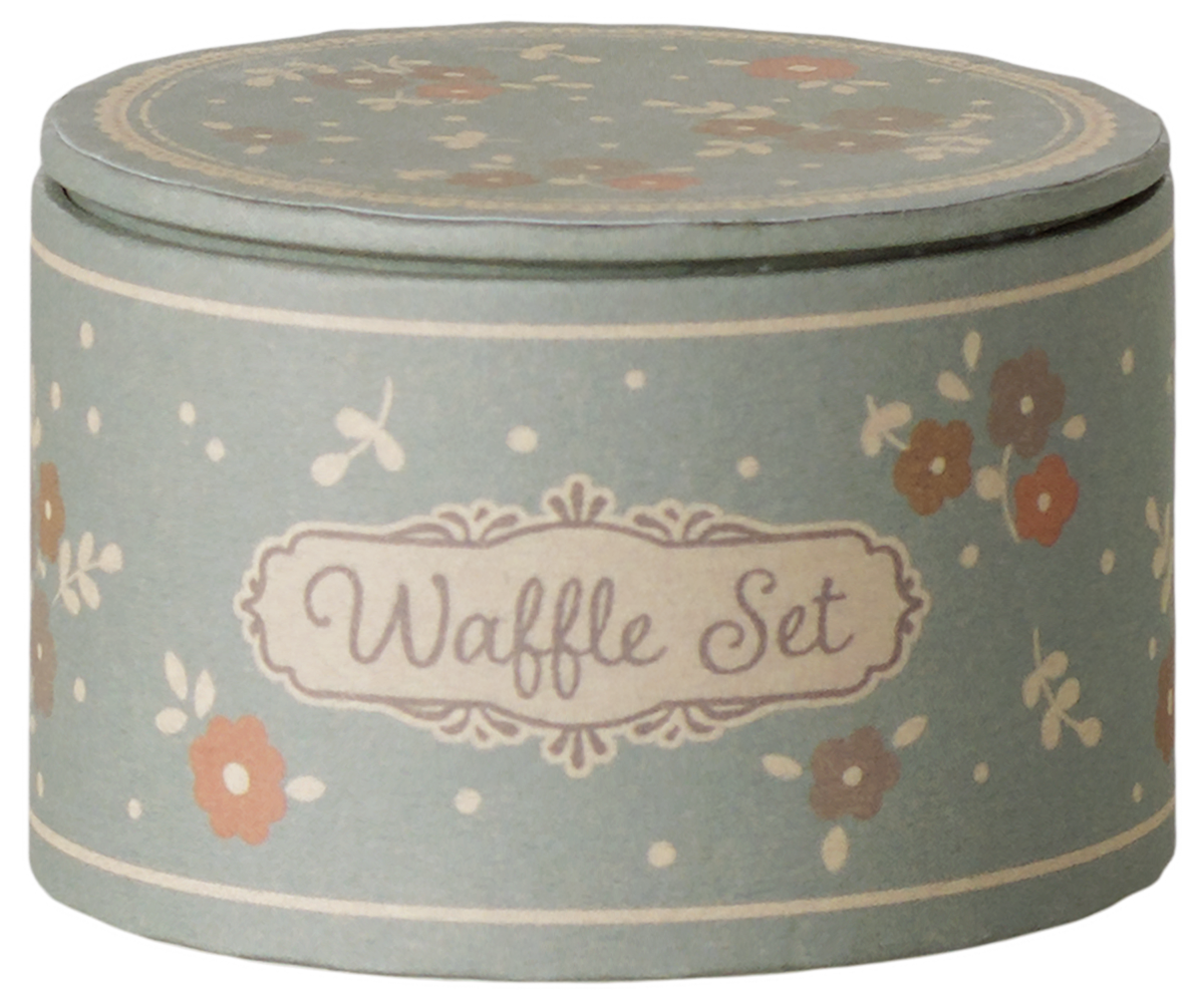 Maileg Waffle Set, Mouse at Bibelot Leek UK Stockist