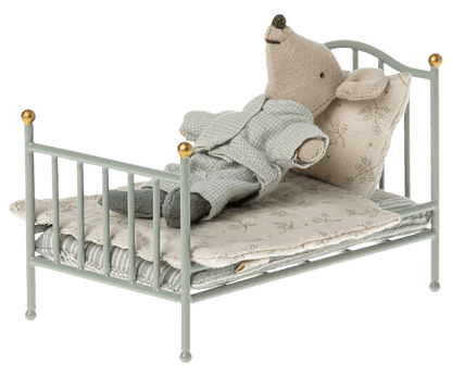 Maileg Vintage Mouse Bed - Mint image 1