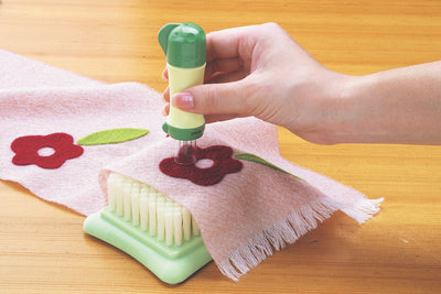 Clover Needle Felting Tool