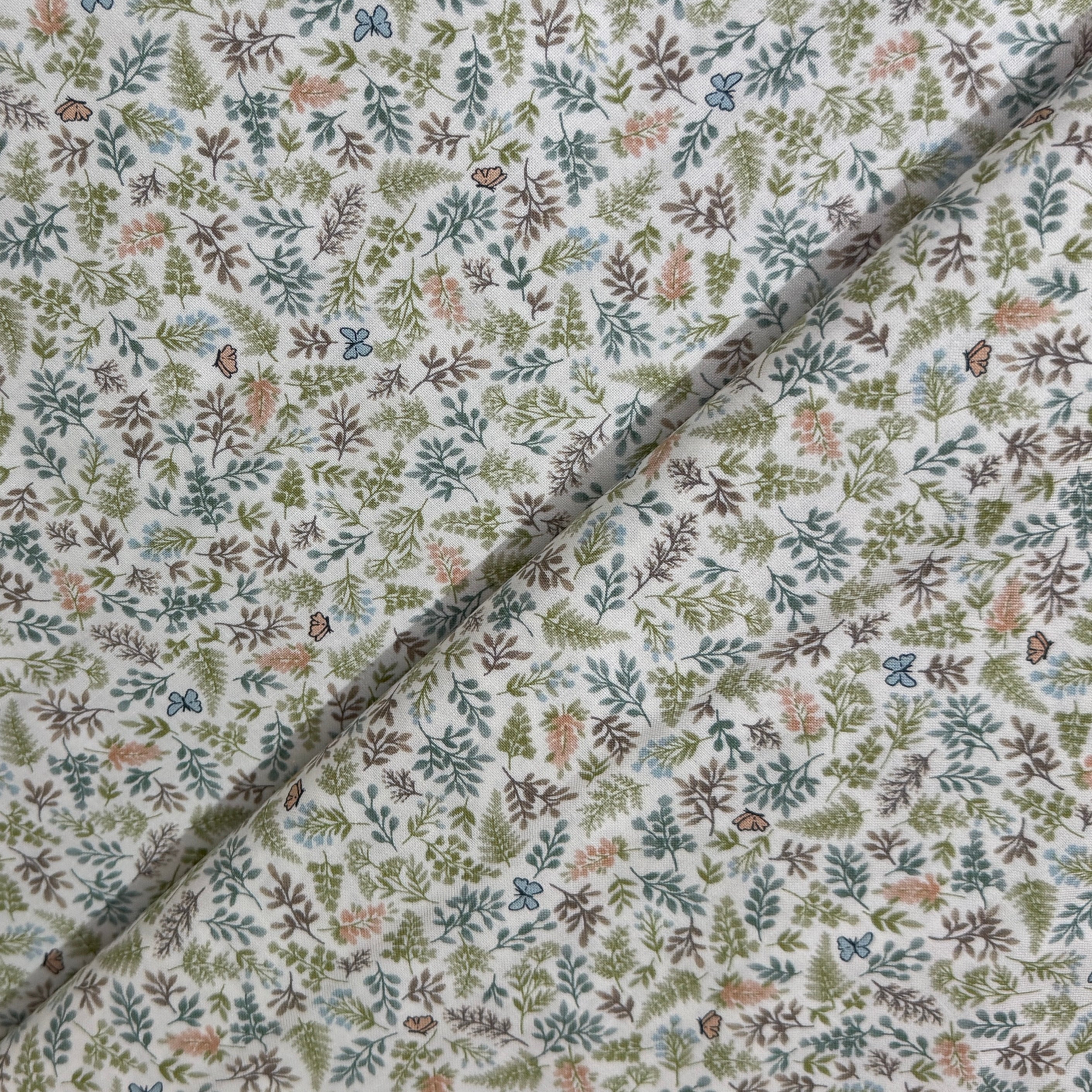 Makower Little Ones Foliage Cream 192/Q Cottn Fabric at Bibelot, Leek