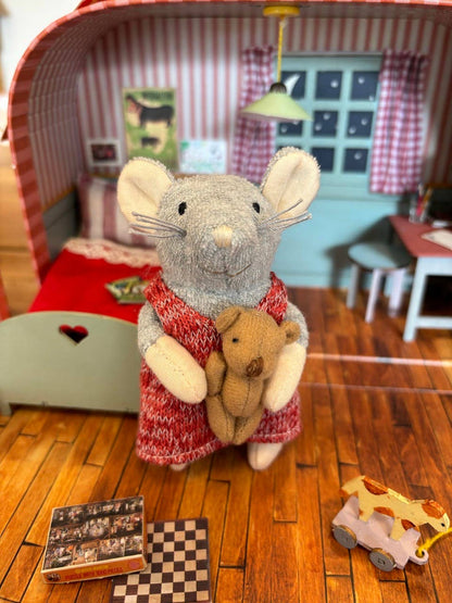 Mouse Mansion to go- Bedroom