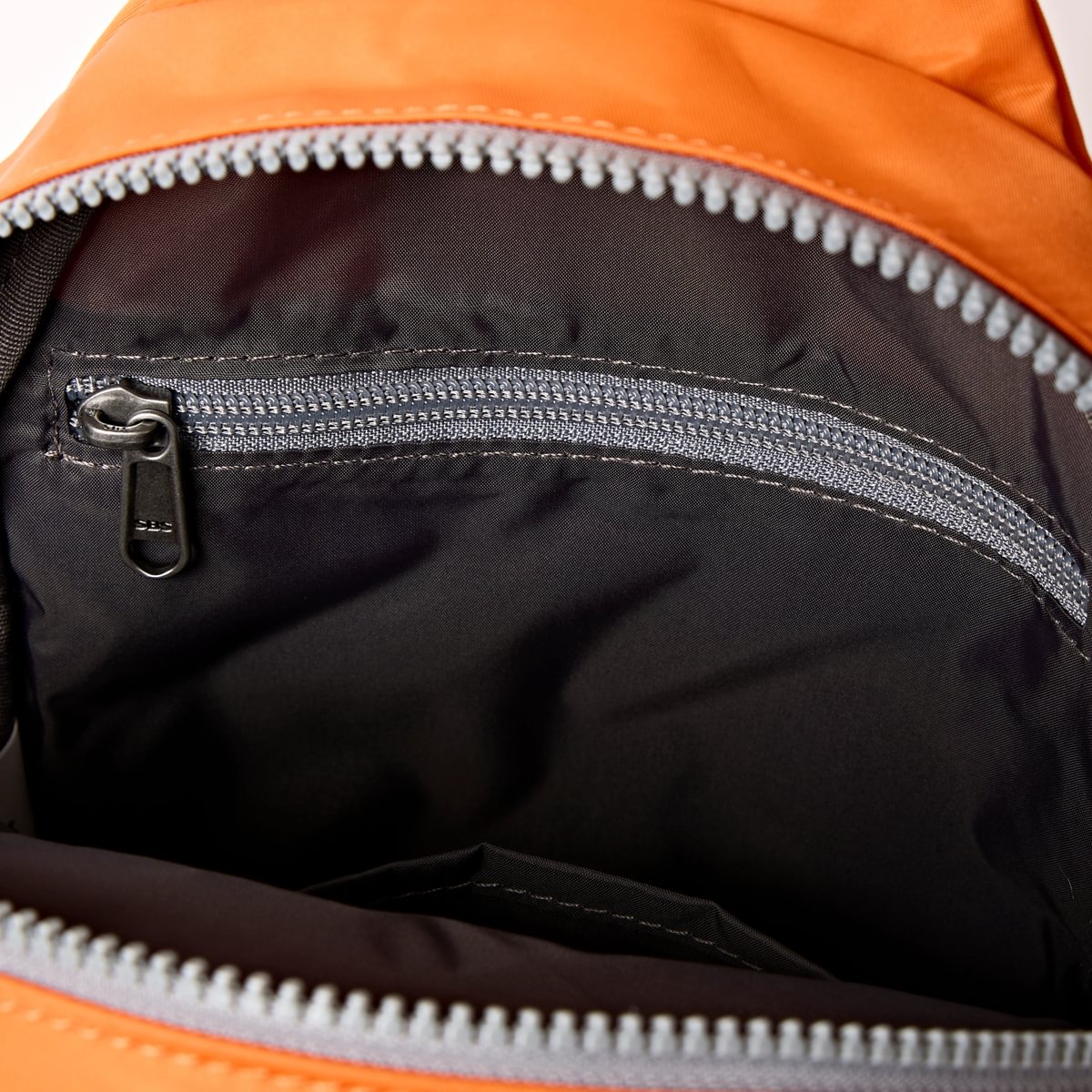 Roka Willesden Sling in Jaffa Orange Nylon - Large Bibelot Leek