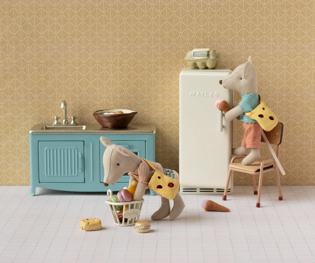 Maileg mice and accessories collection, official stockist at Bibelot Leek