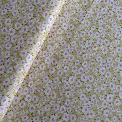 Sweet Blooms by The Crafty Pie: Daisy Dreams Lime 3665-04