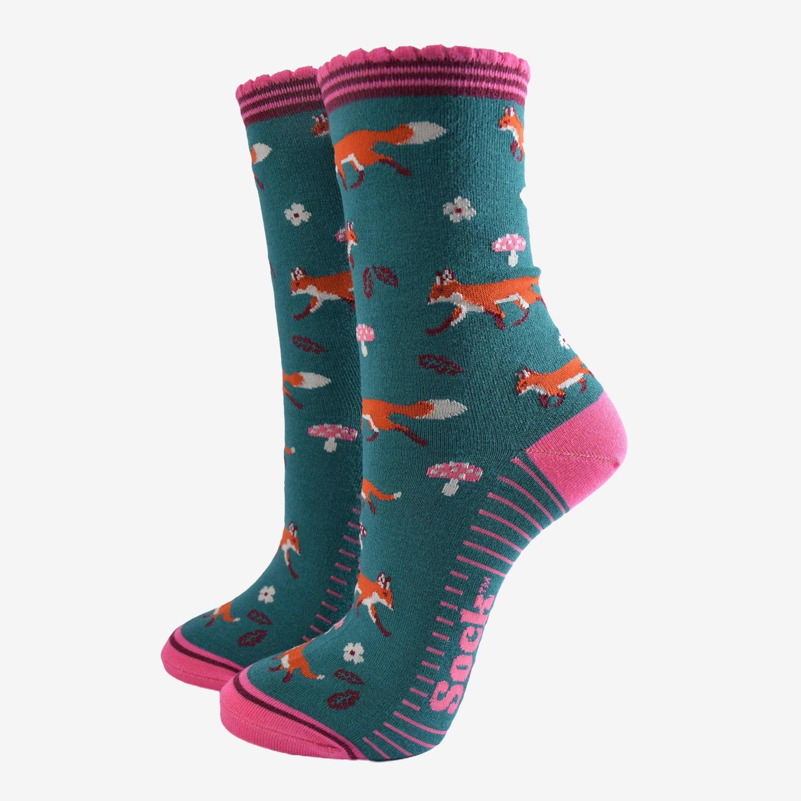 Women's Bamboo Socks - Green/Pink, Fox Woodland