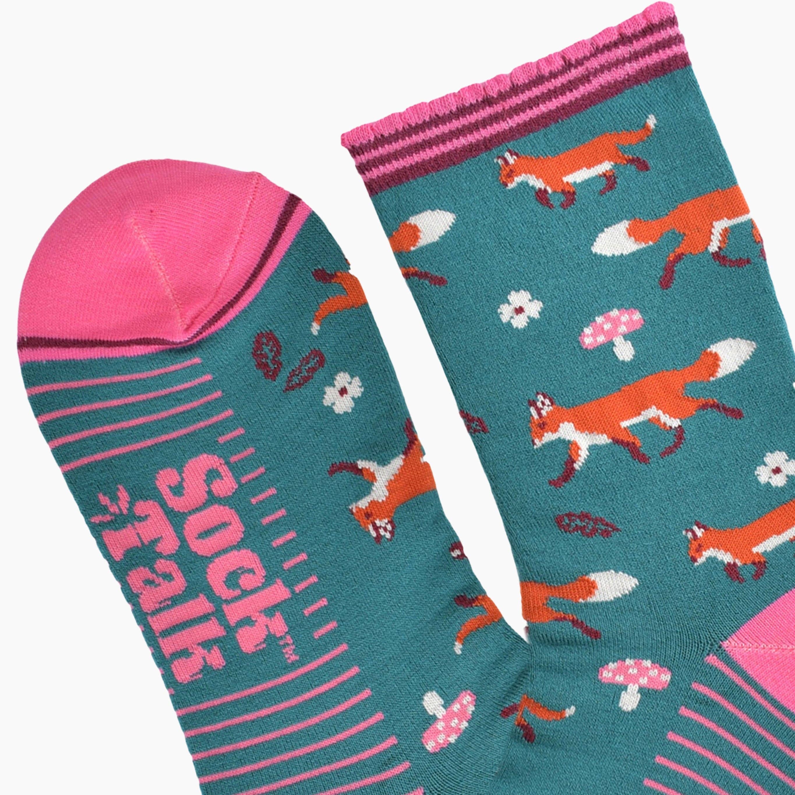 Women's Bamboo Socks - Green/Pink, Fox Woodland