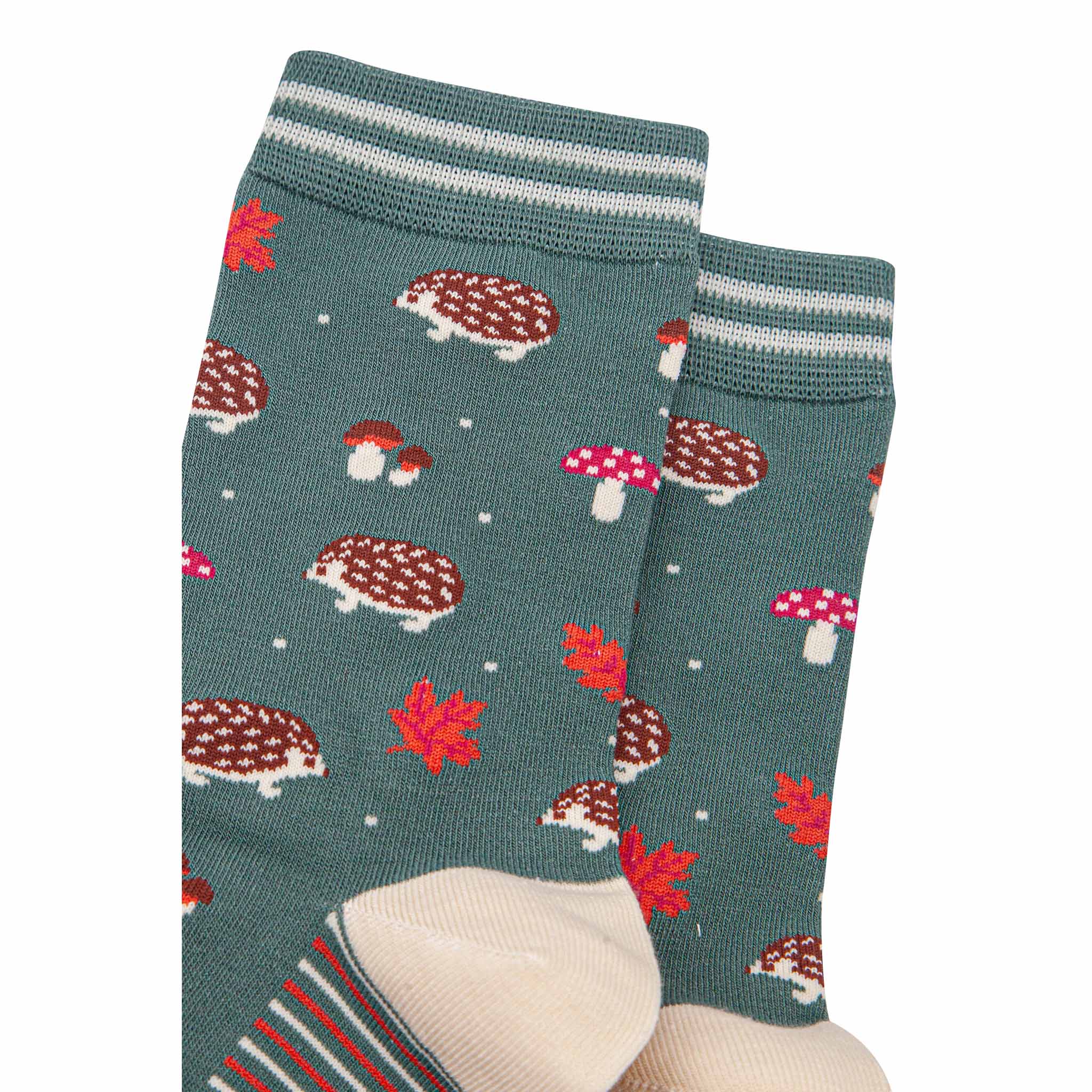 Women's Bamboo Socks - Sage Green/Cream, Hedgehog Toadstool