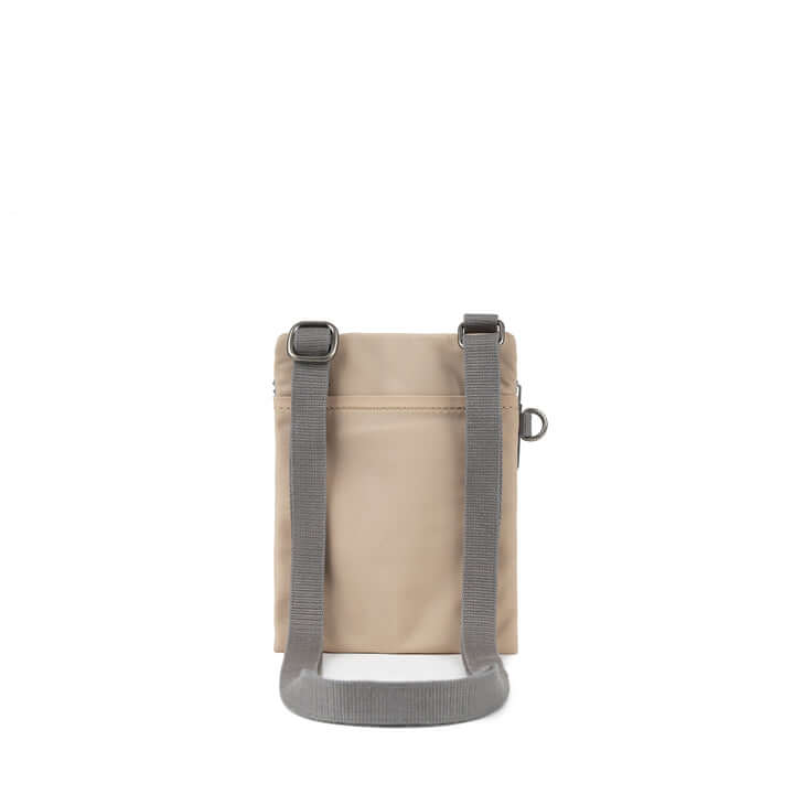 Roka Chelsea Recycled Nylon: Sand image 3