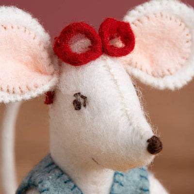 CORINNE LAPIERRE LIMITED
Little Mouse The Librarian Felt Craft Mini Kit