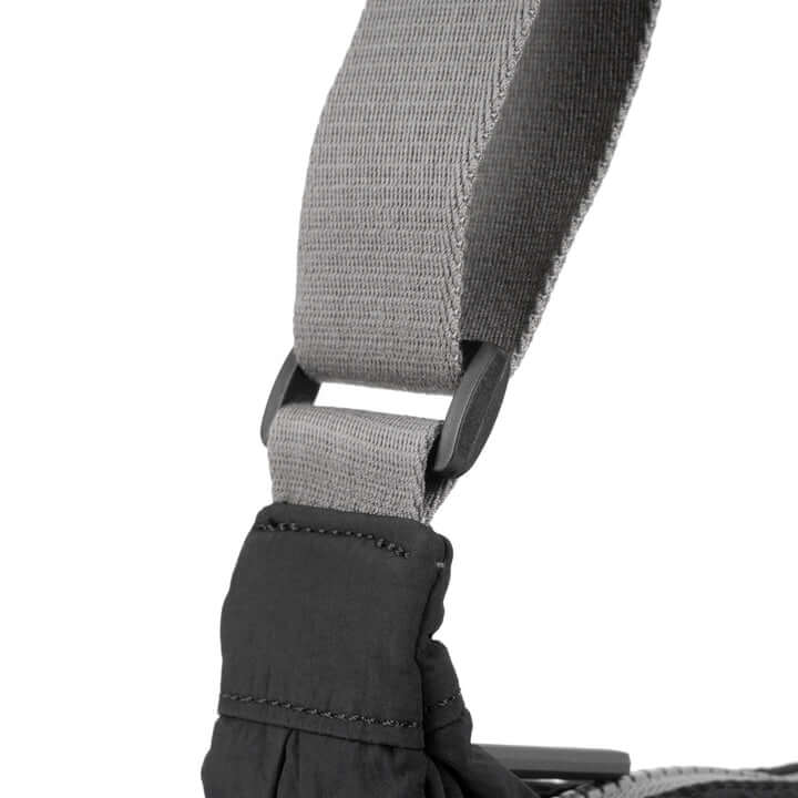 Roka Farringdon Taslon: Black image 2