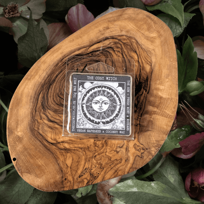 The Cosy Witch The Sun Tarot Fresh Mint & Rhubarb Candle / Wax Melt - 50g Wax Melt image
