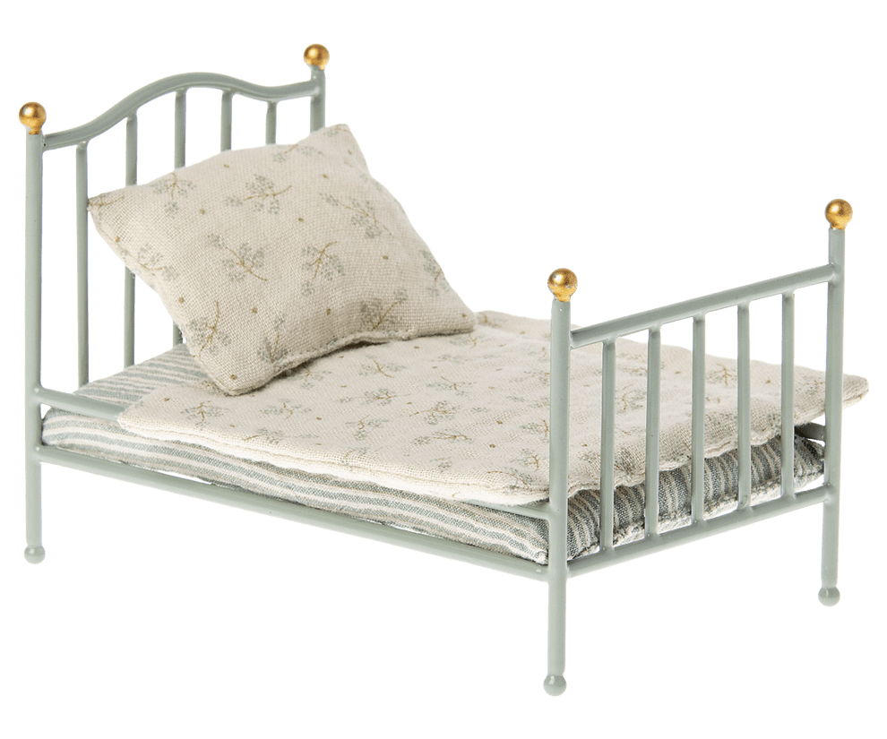 Maileg Vintage Mouse Bed - Mint image 0